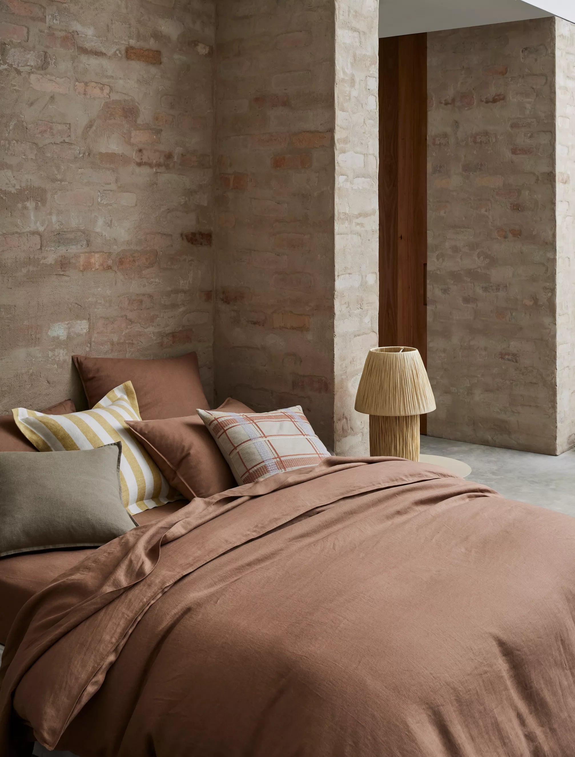 Ravello Linen Fitted Sheet Biscuit