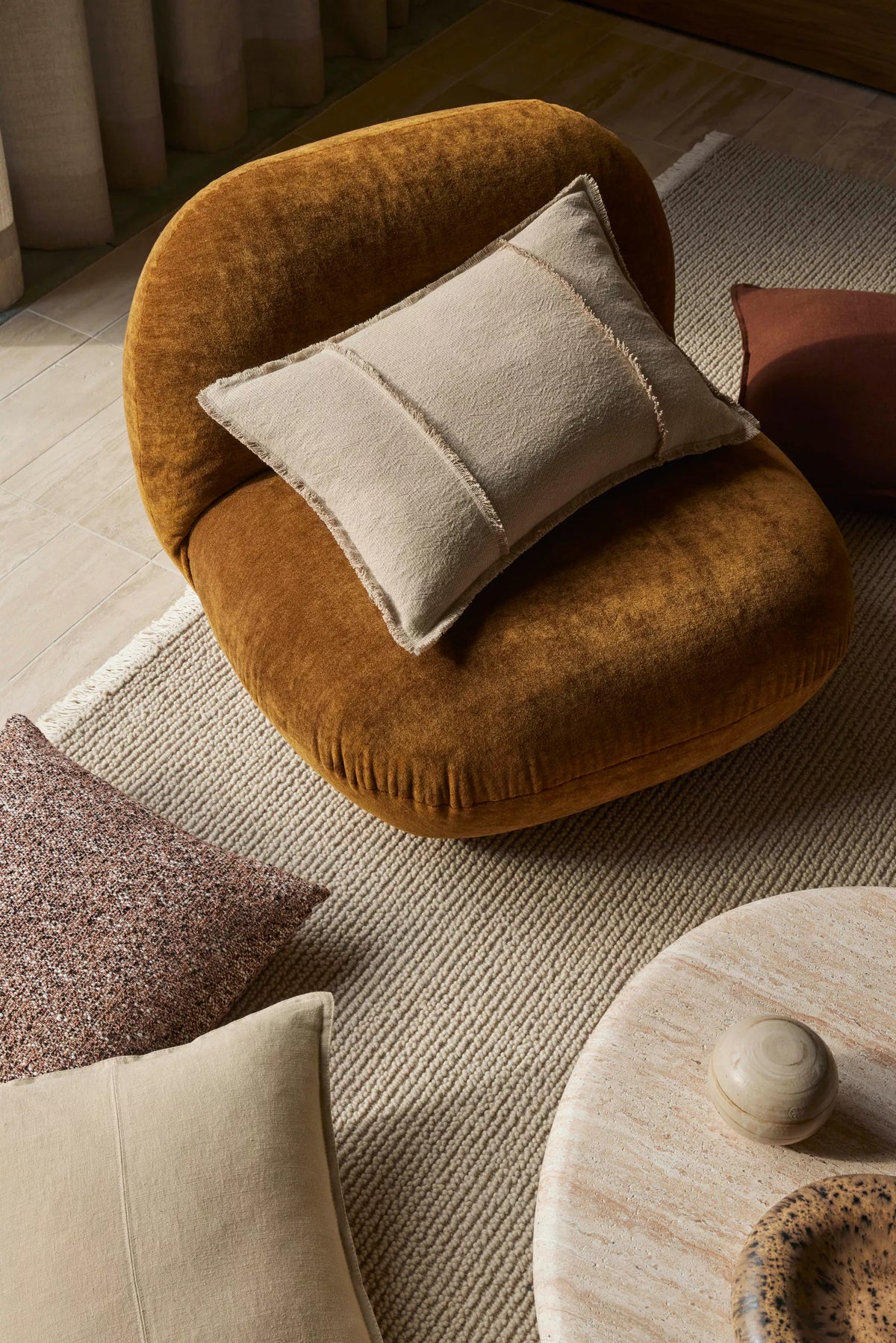 Adela Cashmere Lumbar – view 2