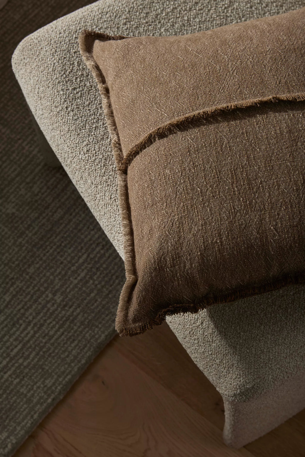 Adele Cocoa Lumbar – view 2