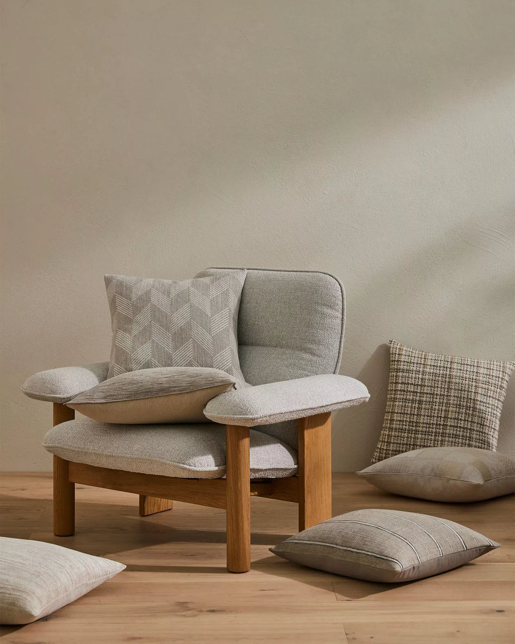 Dania Oyster Cushion