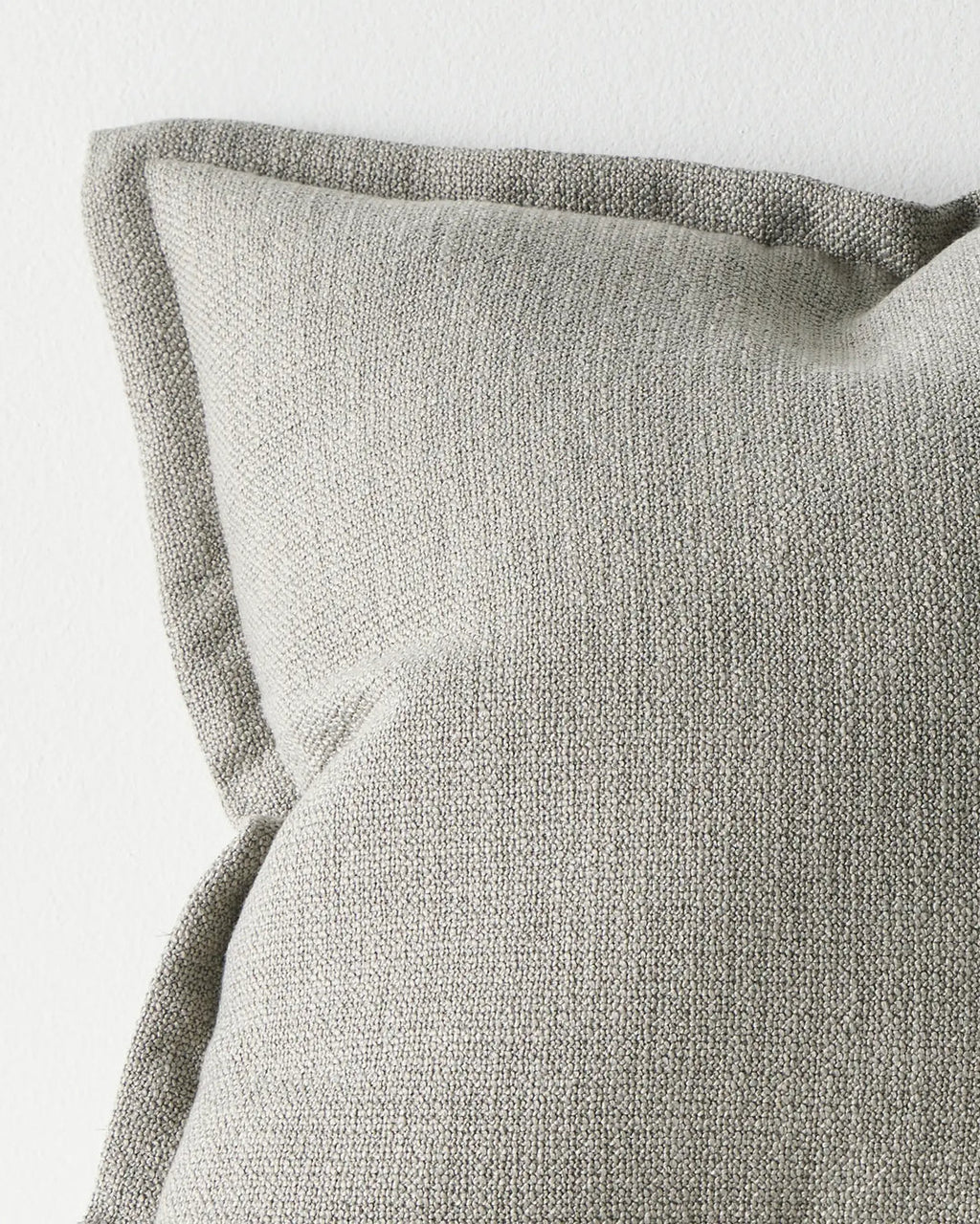 Figlio Fog Cushion