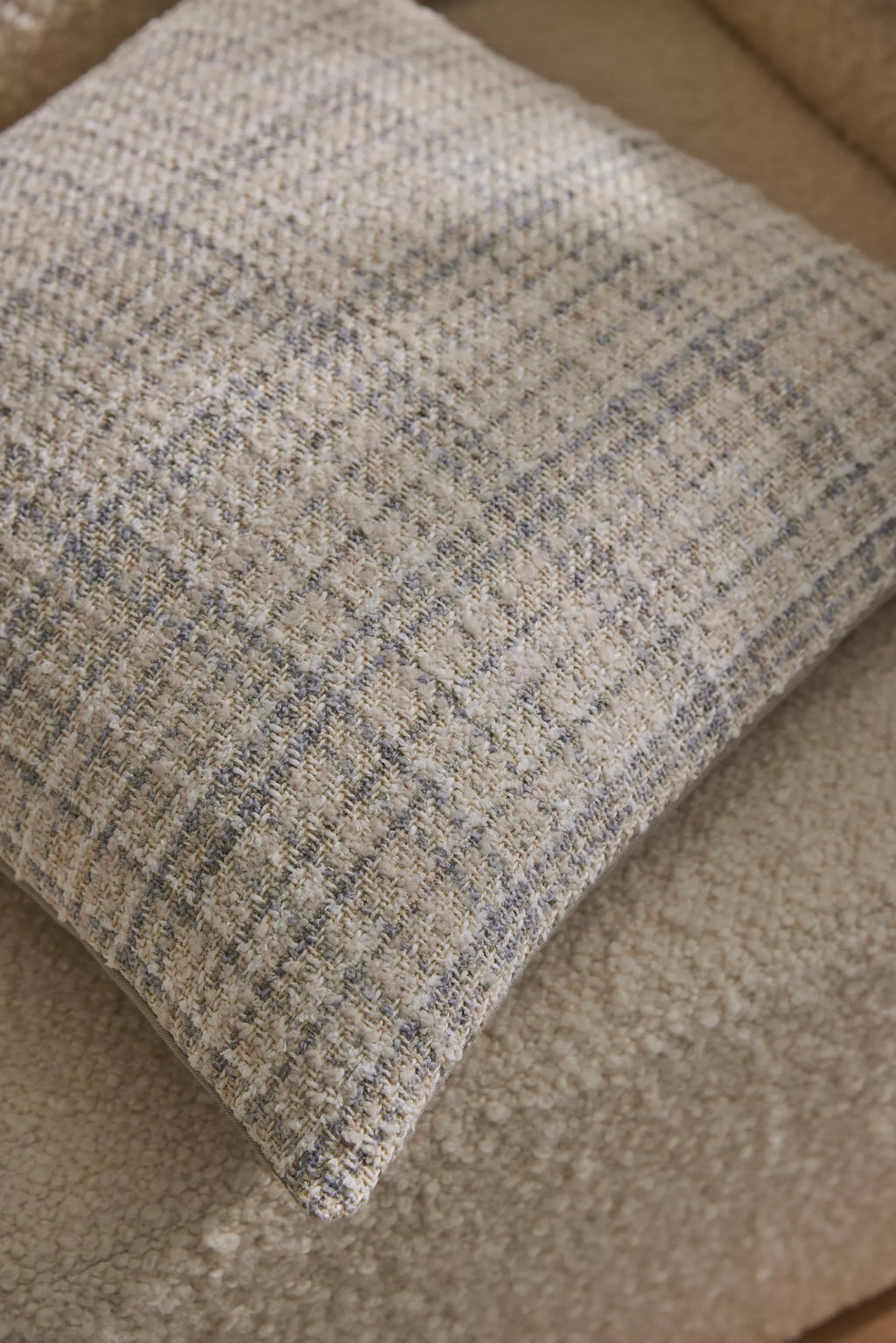 Tripoli Pearl Cushion