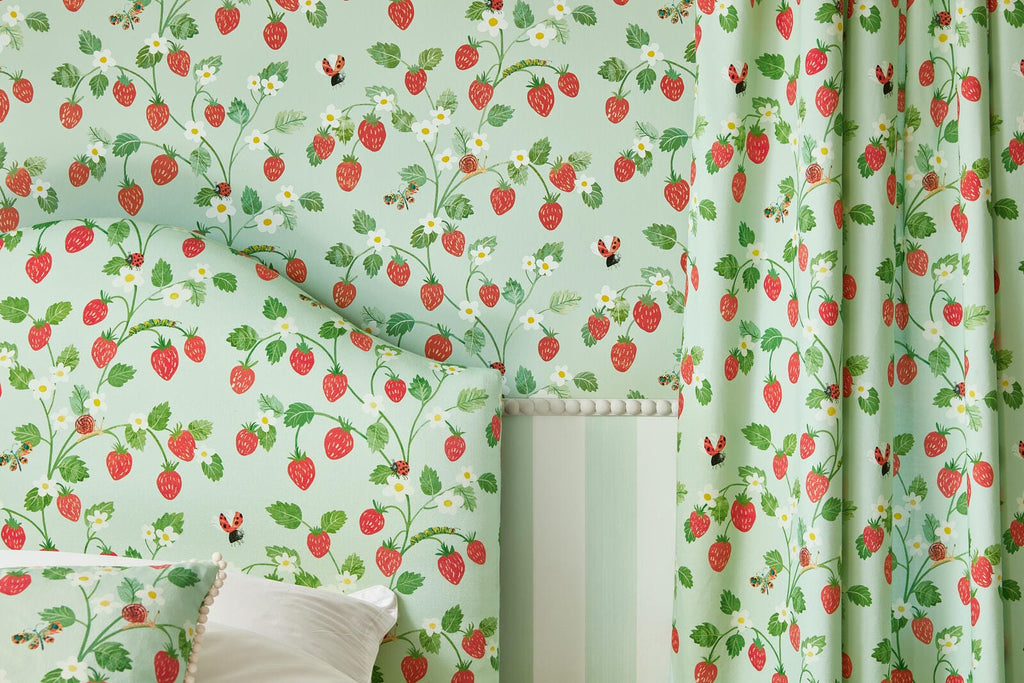 Strawberry Patch Wallpaper
