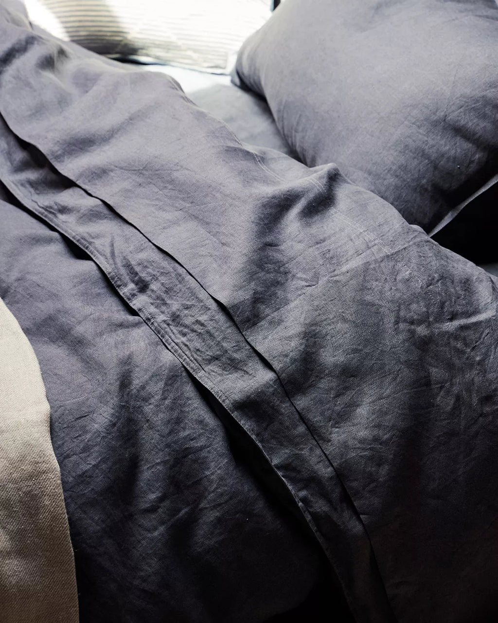 Ravello Linen Flat Sheet Denim – view 3