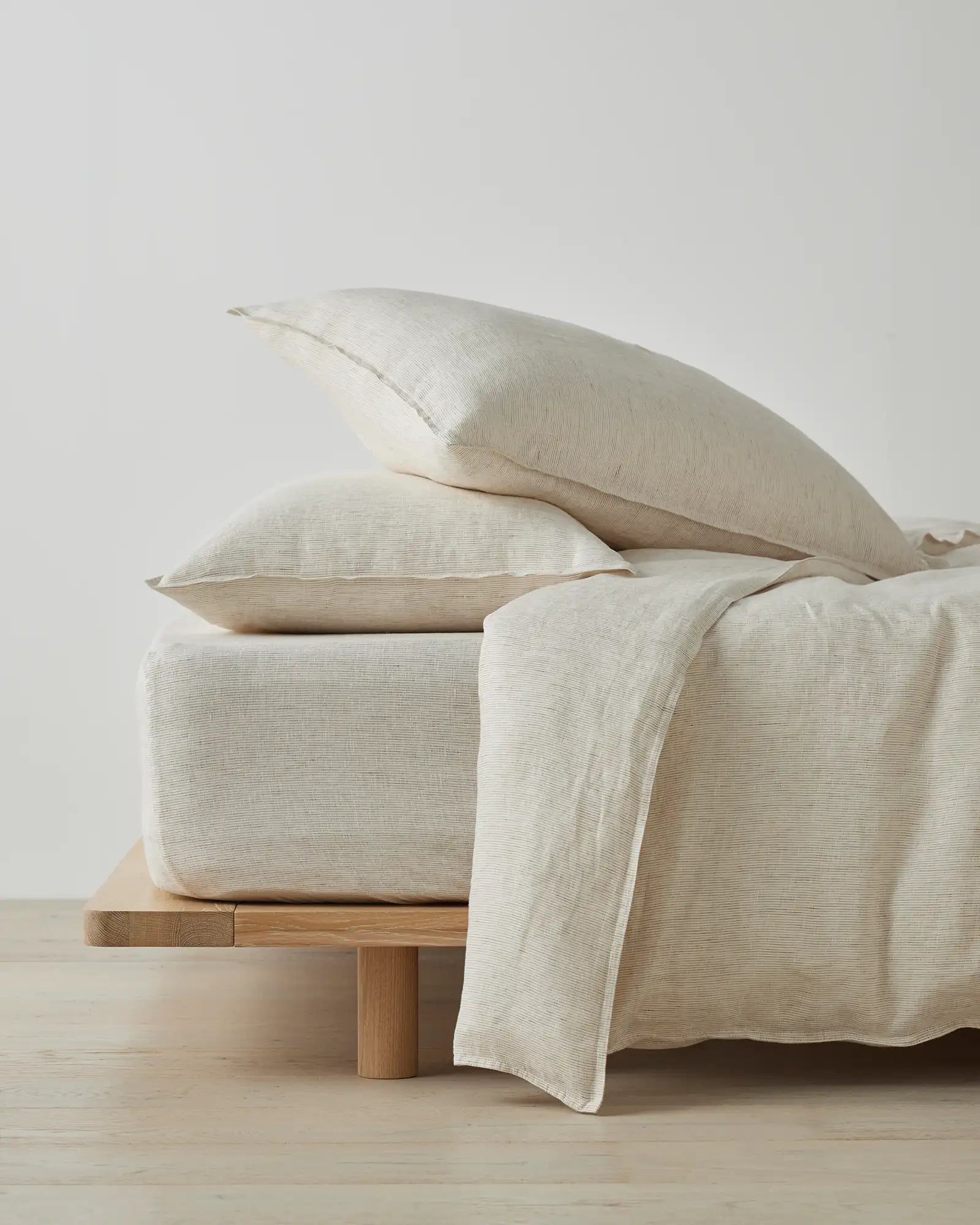 Sova Fitted Sheet Savanna Pinstripe