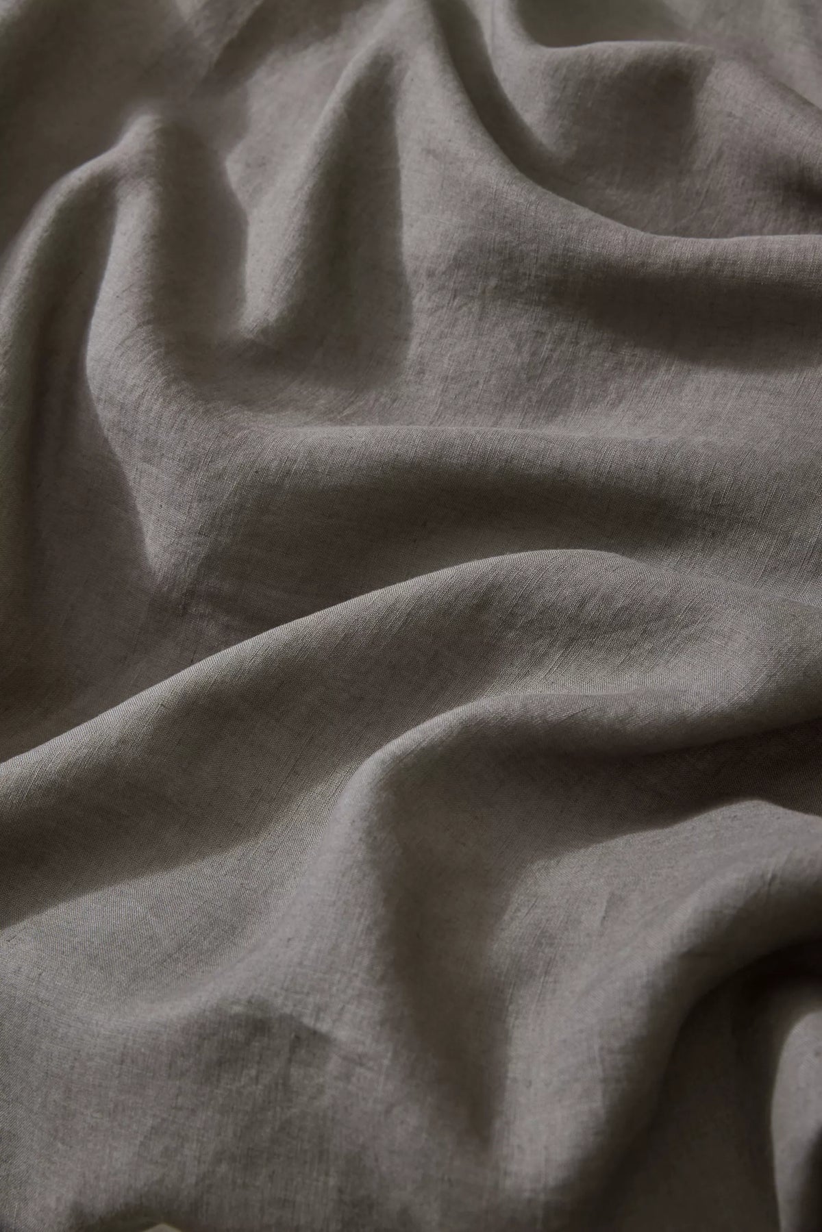 Ravello Linen Flat Sheet Charcoal – view 2