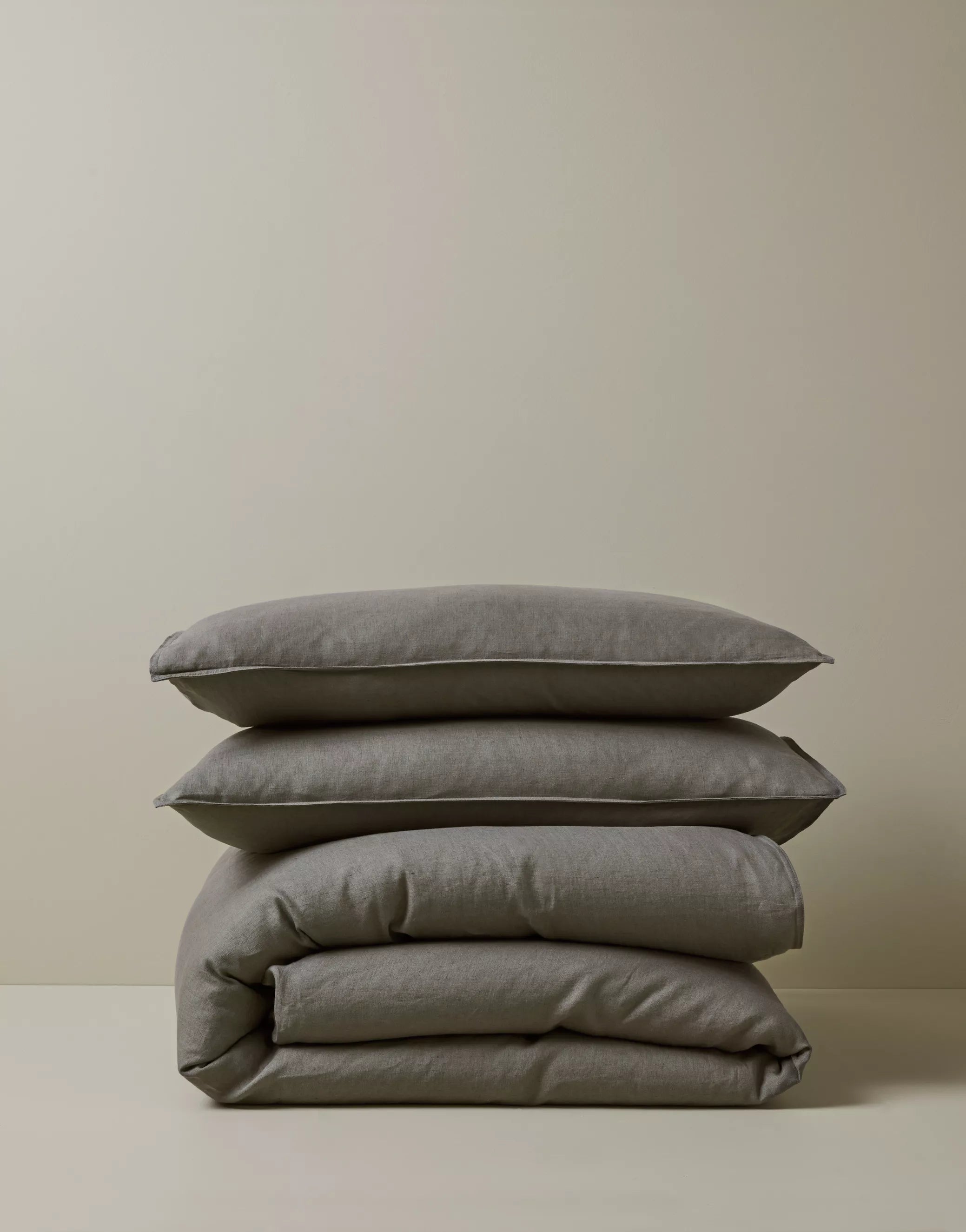 Ravello Linen Pillowcase Set Charcoal