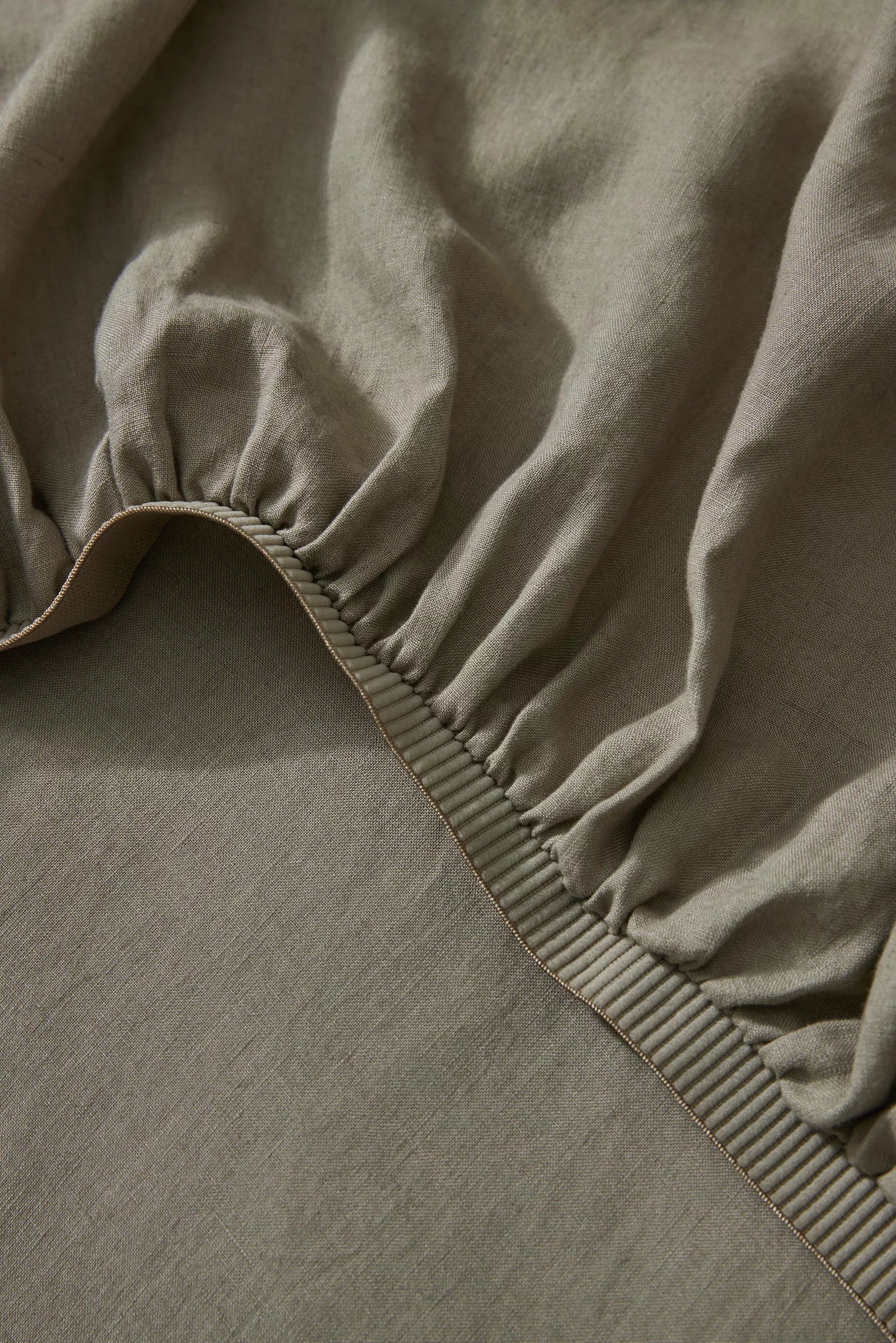 Ravello Linen Fitted Sheet Caper