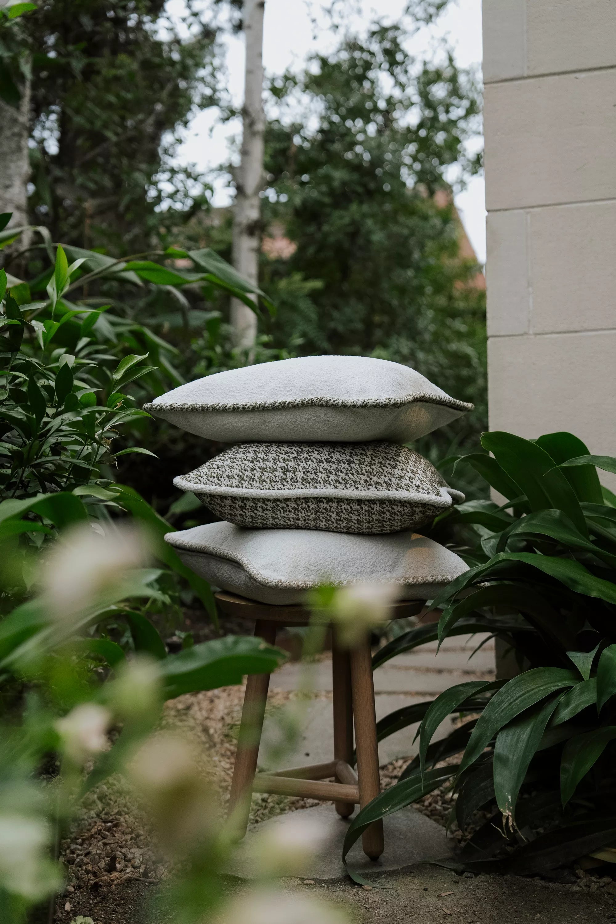 Scatter & Lumbar Cushions Outdoor